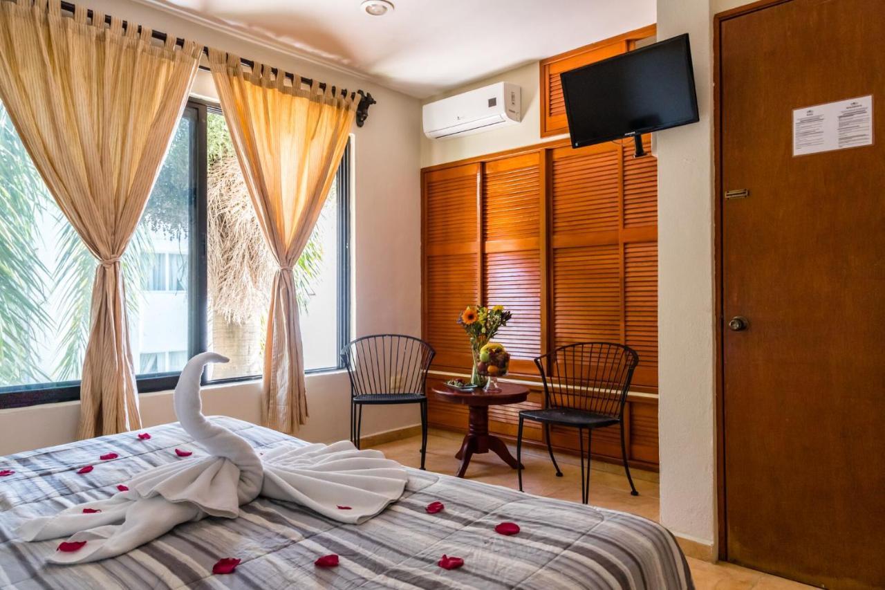 Moonshine Hotel Playa del Carmen Exterior foto