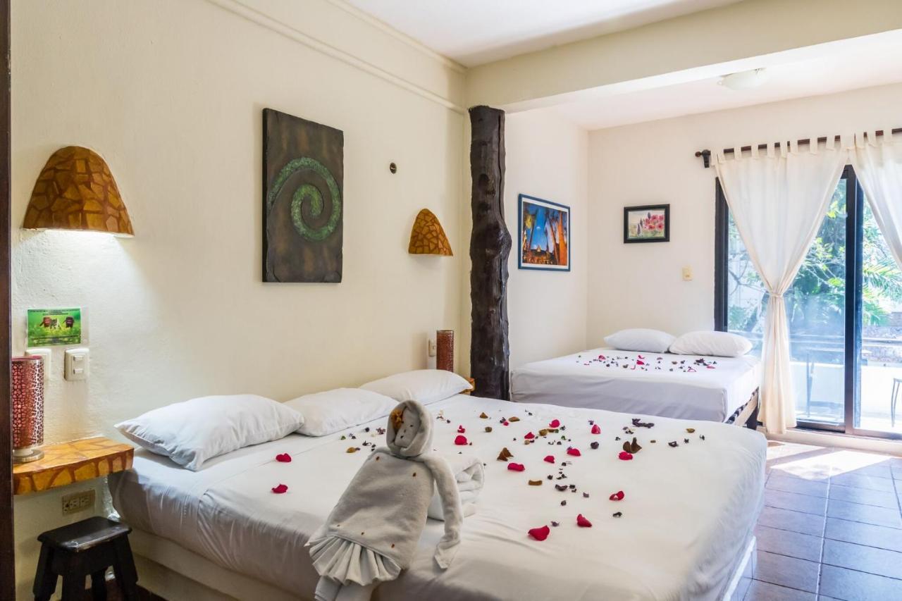 Moonshine Hotel Playa del Carmen Exterior foto