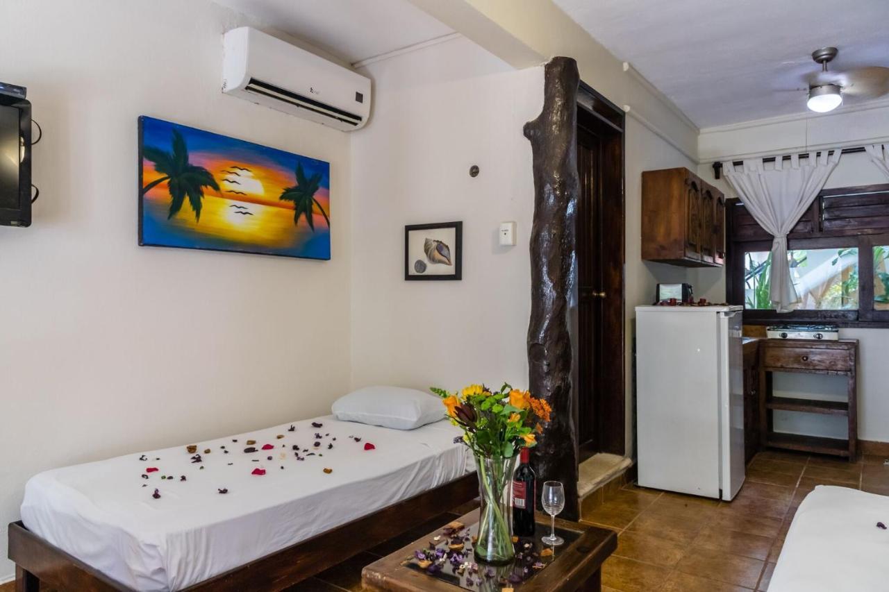 Moonshine Hotel Playa del Carmen Exterior foto